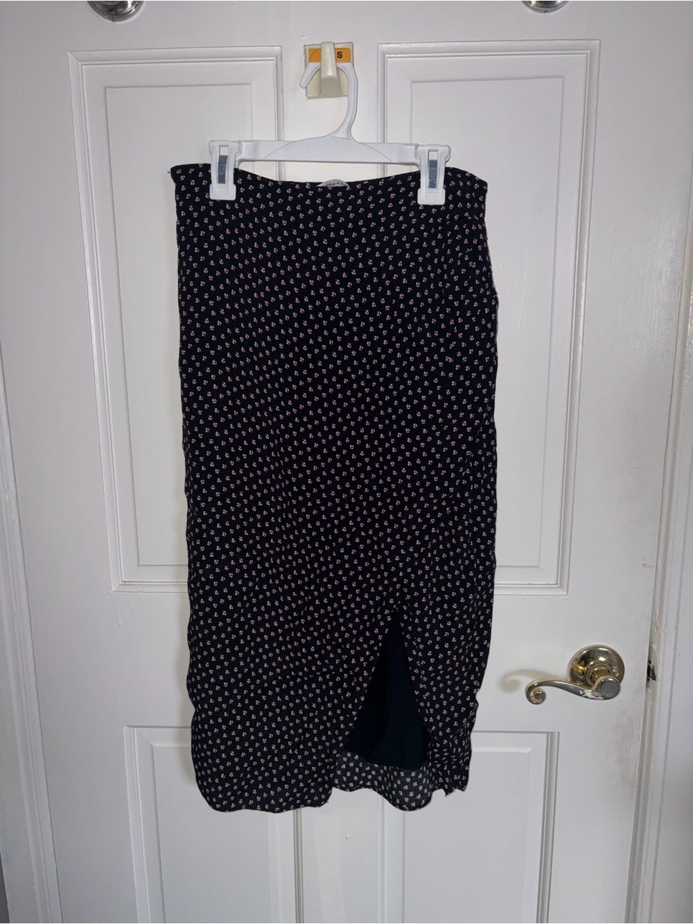Abercrombie & Fitch Black Midi Skirt with Pink Floral Print
